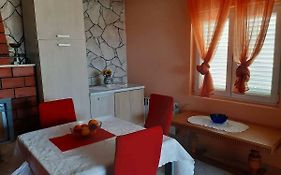 Apartman Lucija